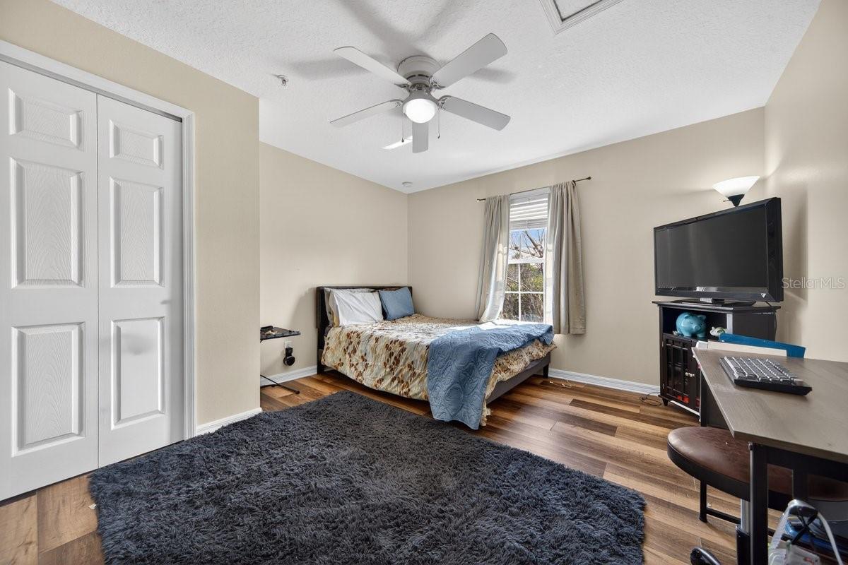 HARBOR WINDS - Residential