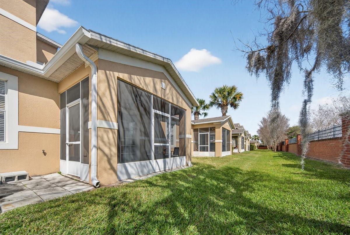 HARBOR WINDS - Residential