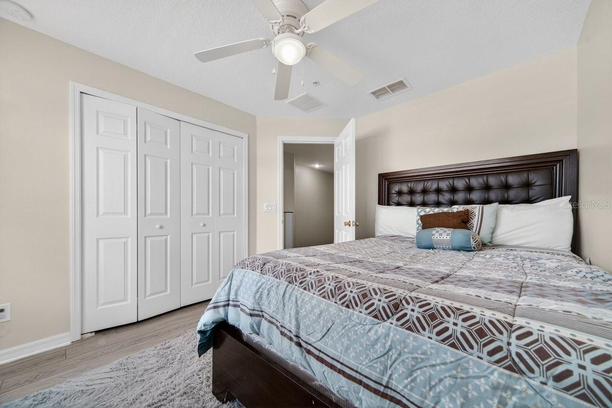 HARBOR WINDS - Residential