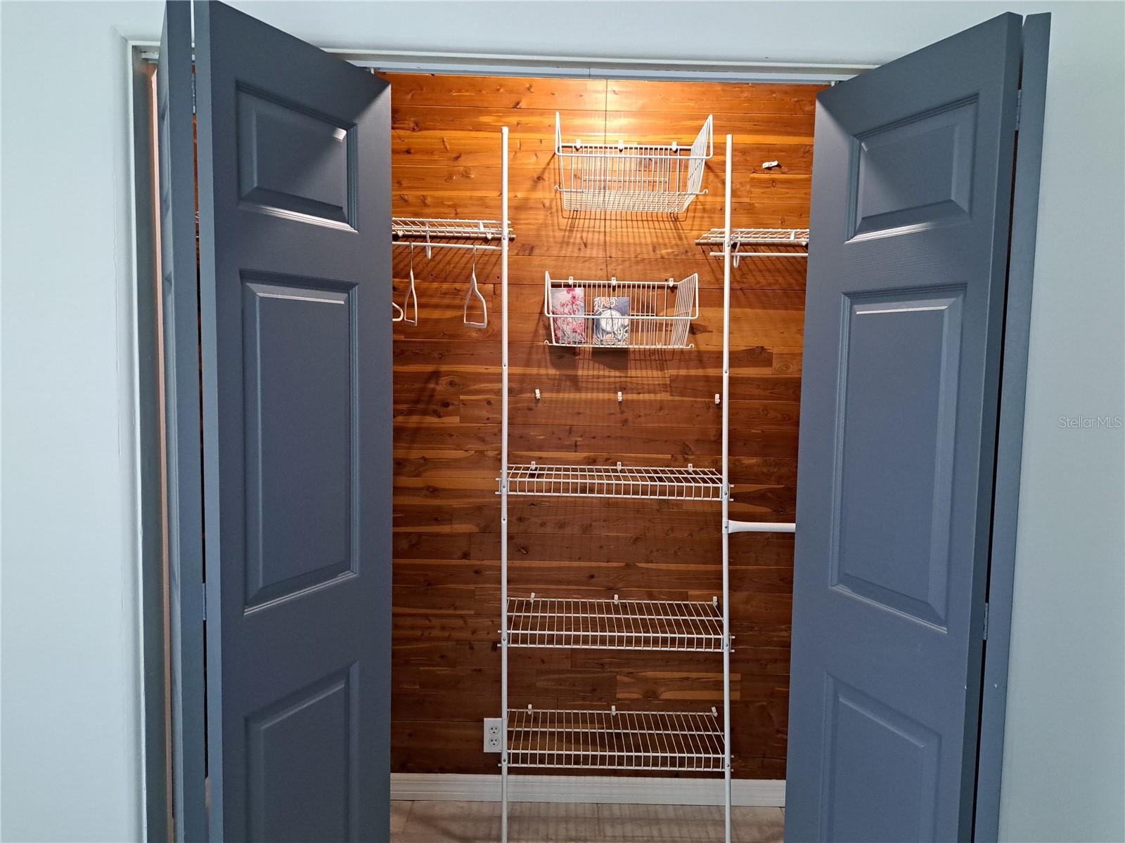 WORNS PARK - Residential