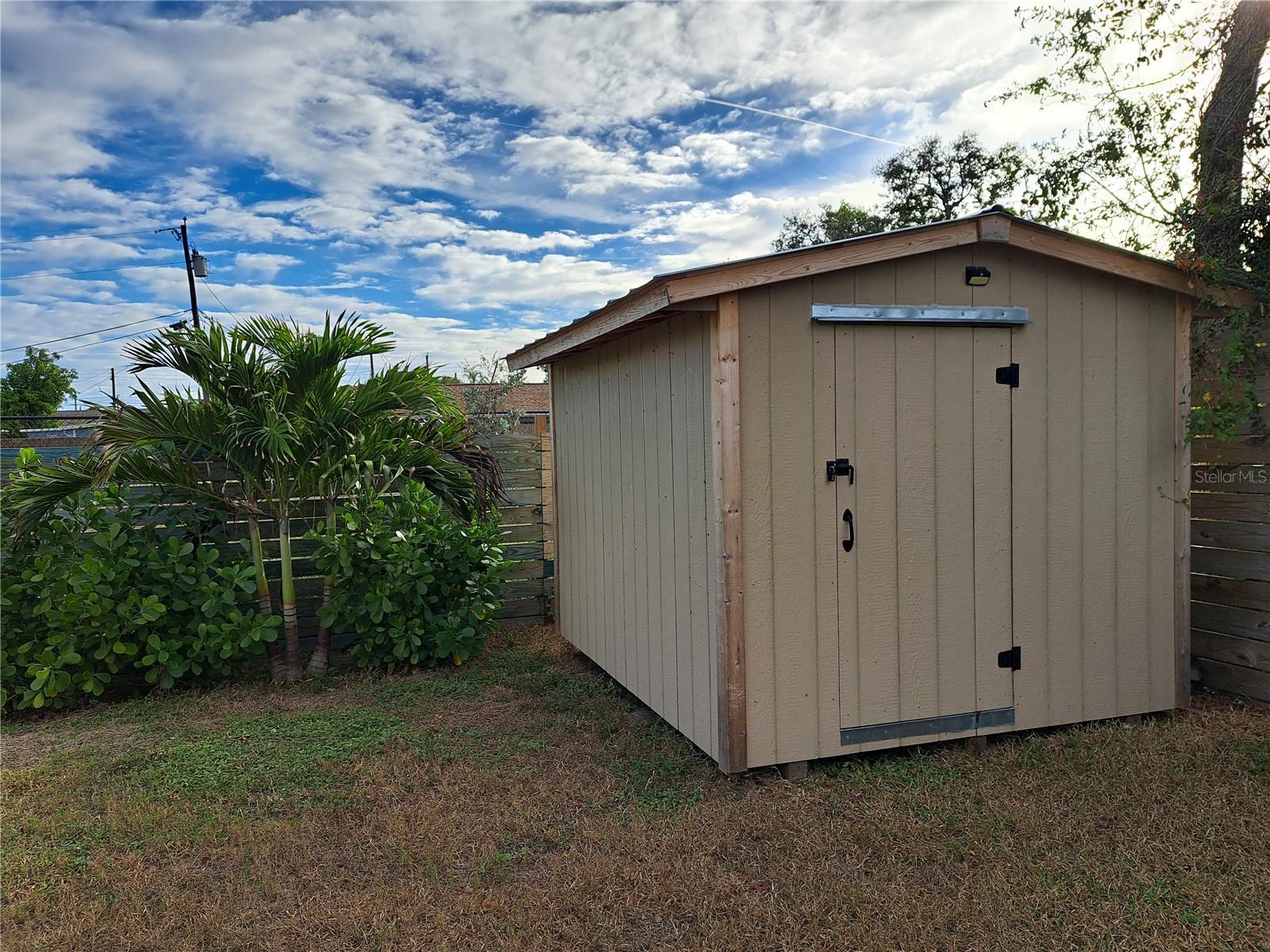 WORNS PARK - Residential