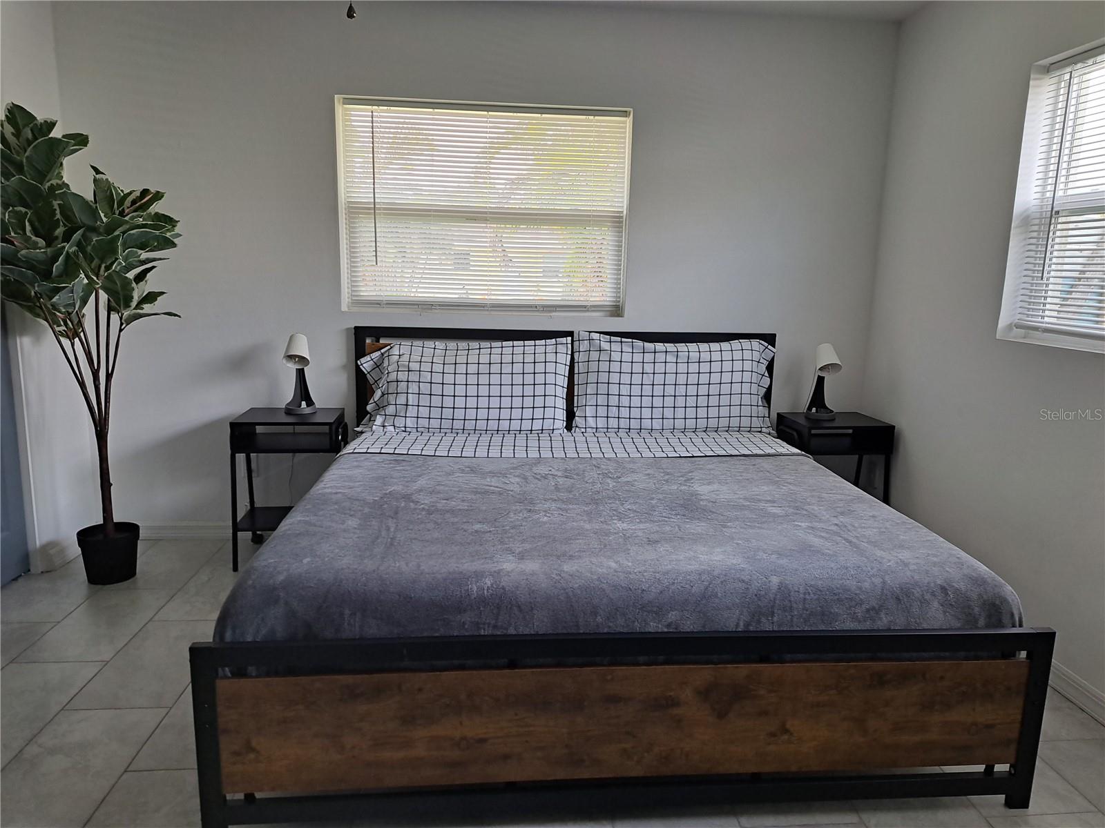 WORNS PARK - Residential