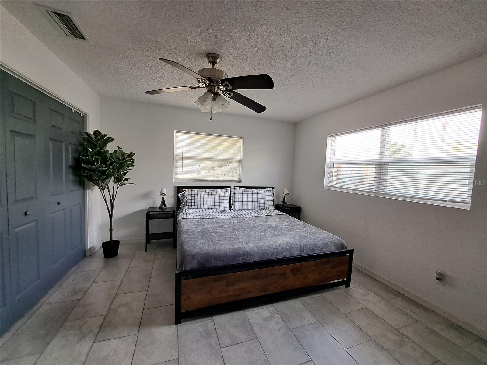 WORNS PARK - Residential