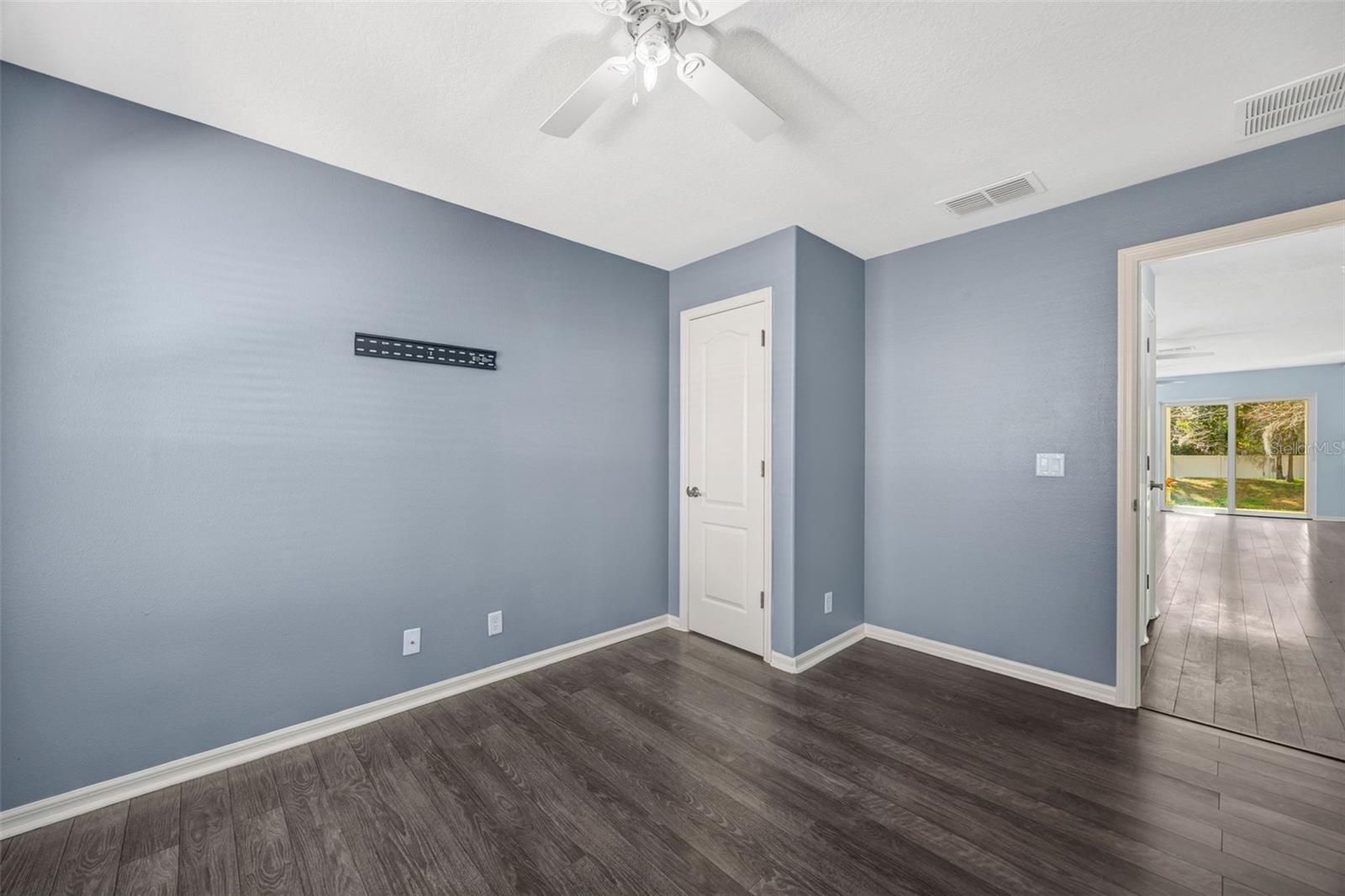 WEDGEWOOD TWNHMS - Residential