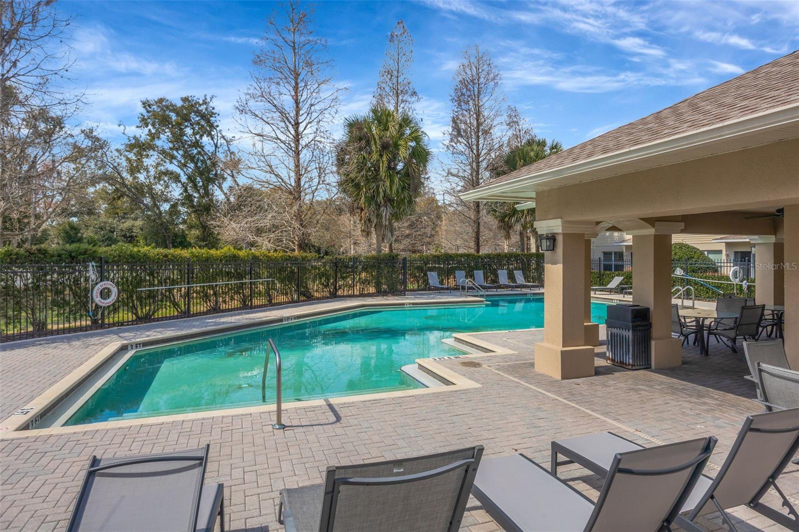 WEDGEWOOD TWNHMS - Residential