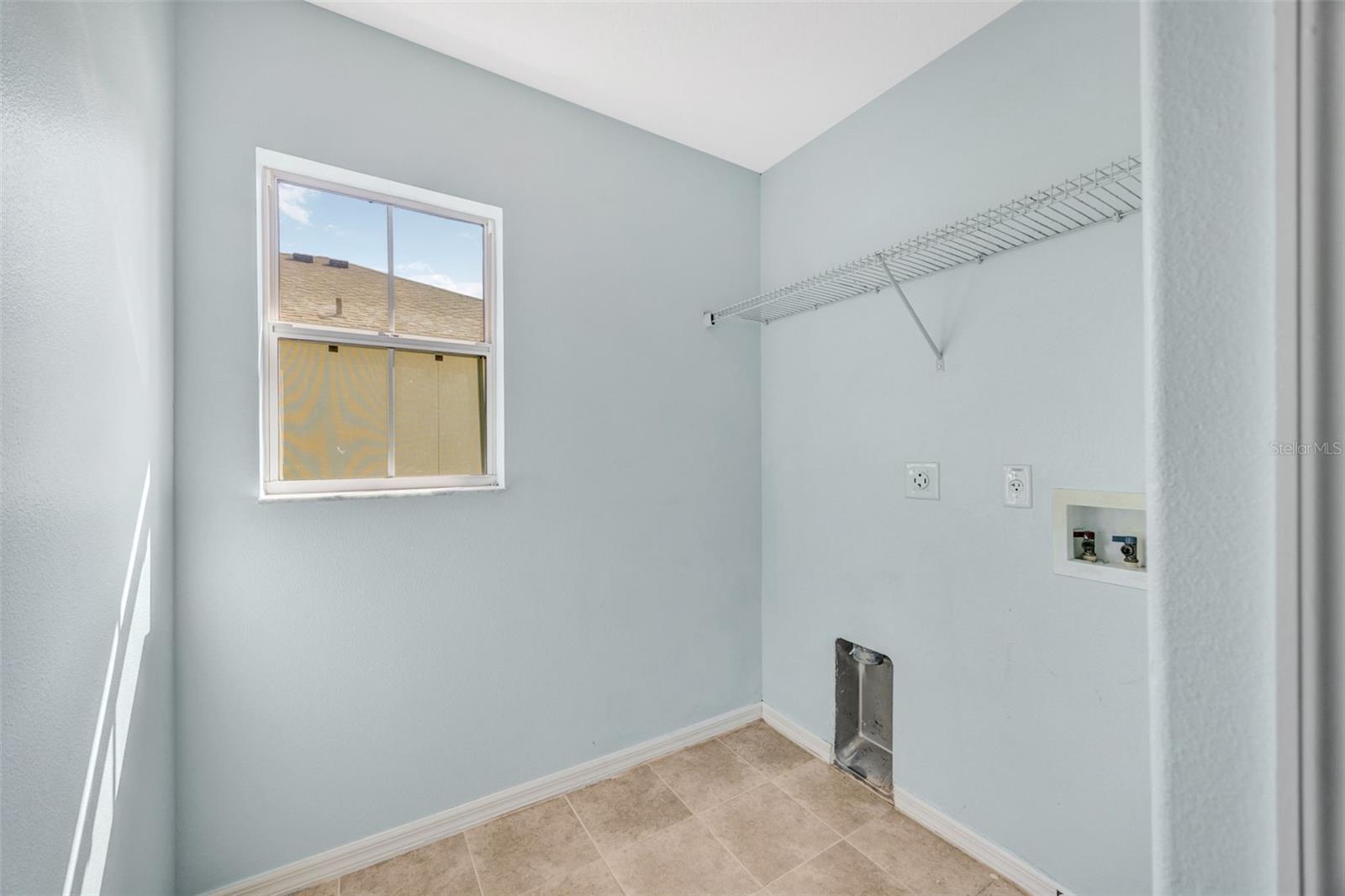 WEDGEWOOD TWNHMS - Residential