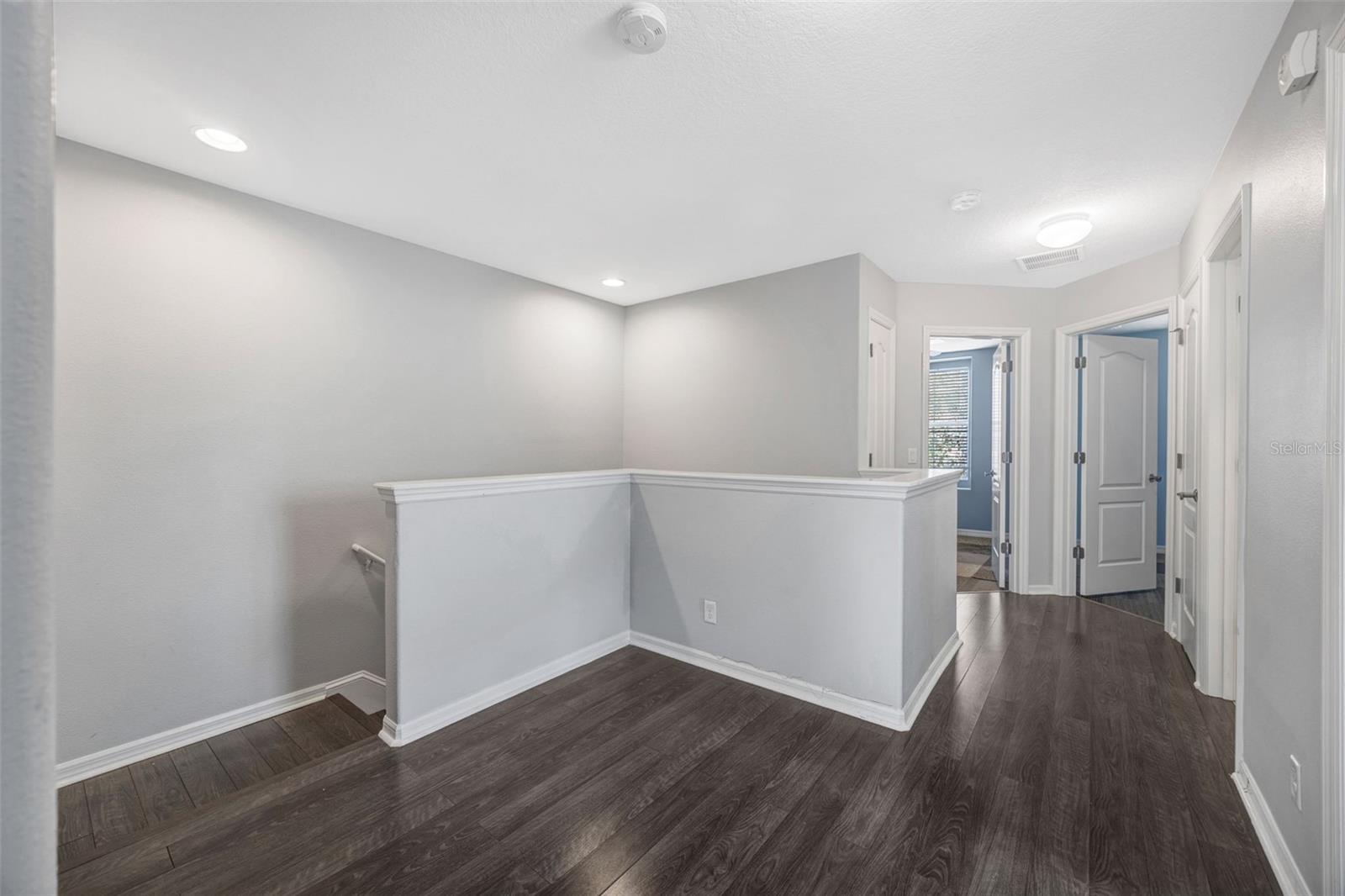 WEDGEWOOD TWNHMS - Residential