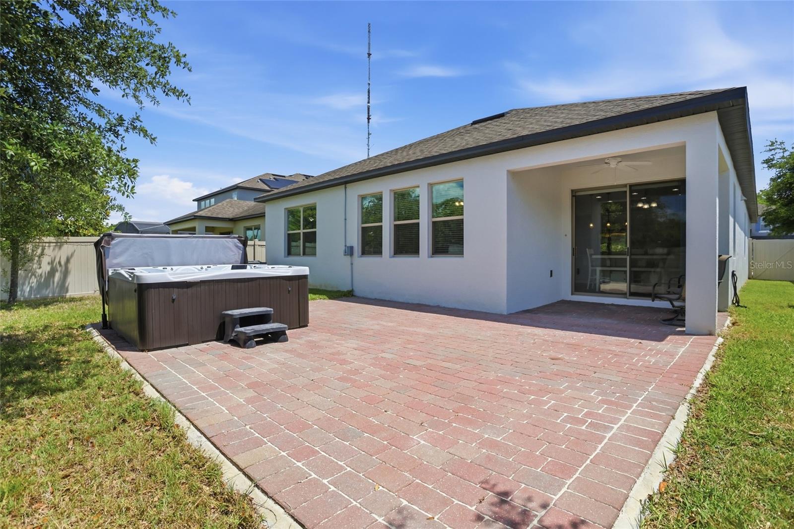 BAY MEADOW FARMS - Residential