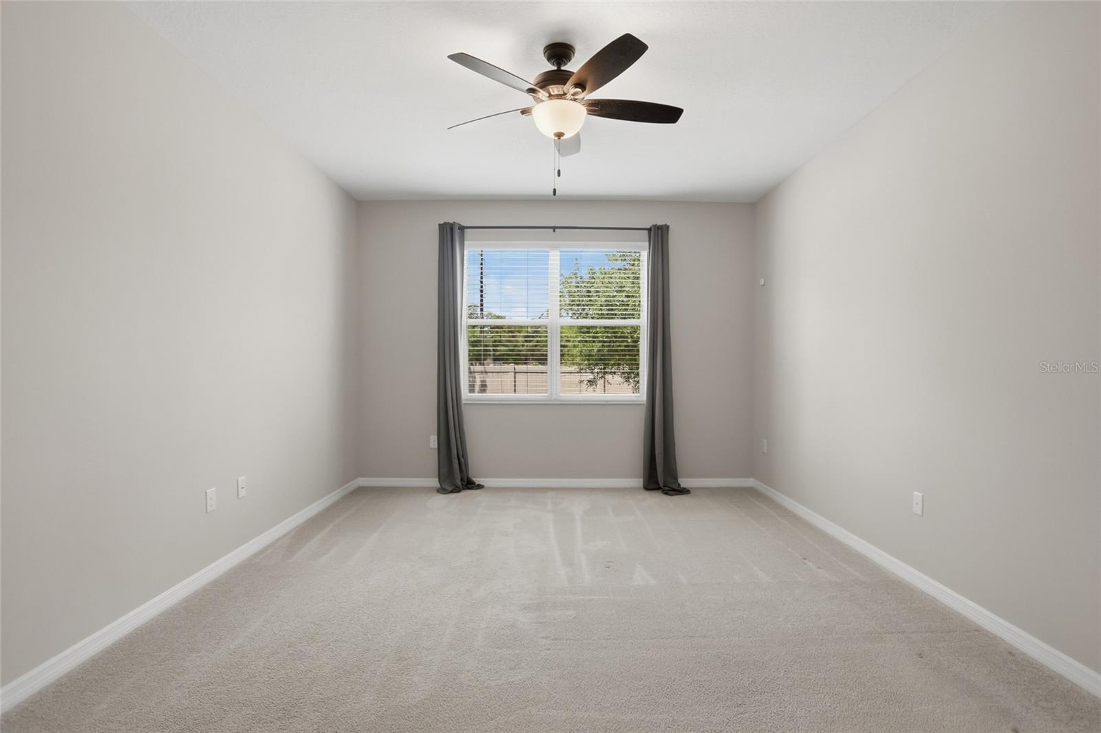 BAY MEADOW FARMS - Residential