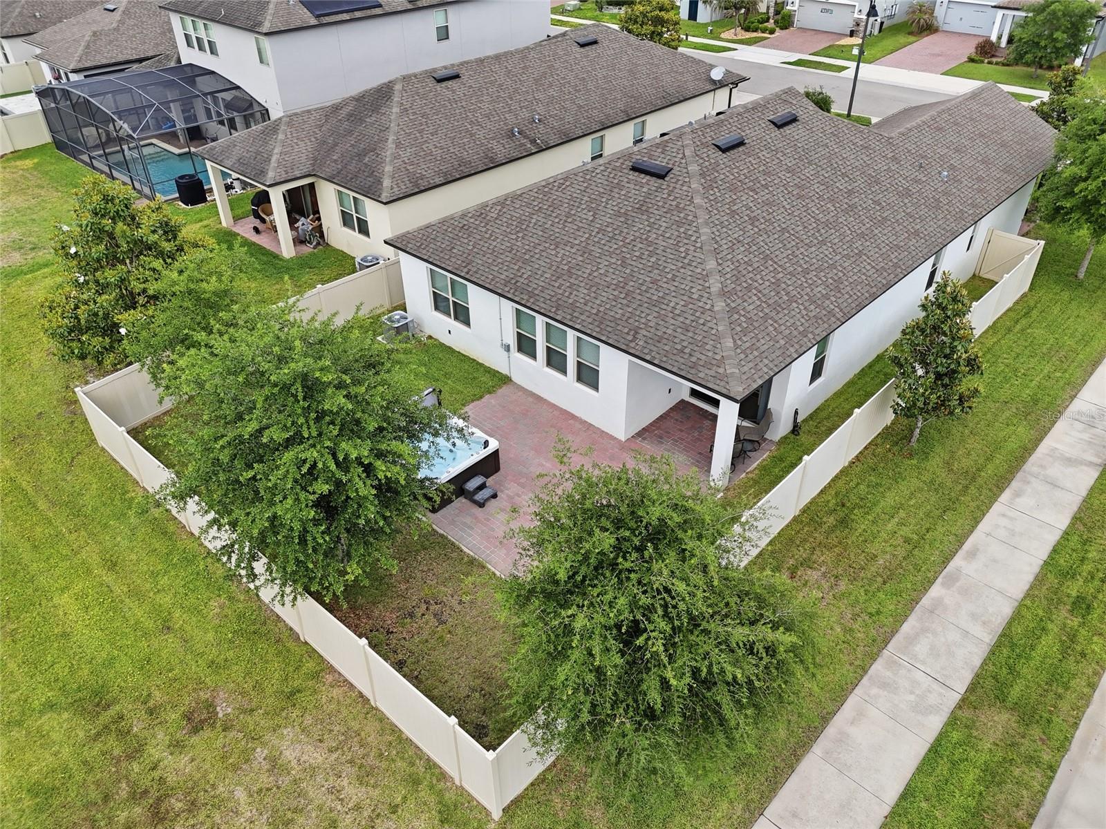 BAY MEADOW FARMS - Residential