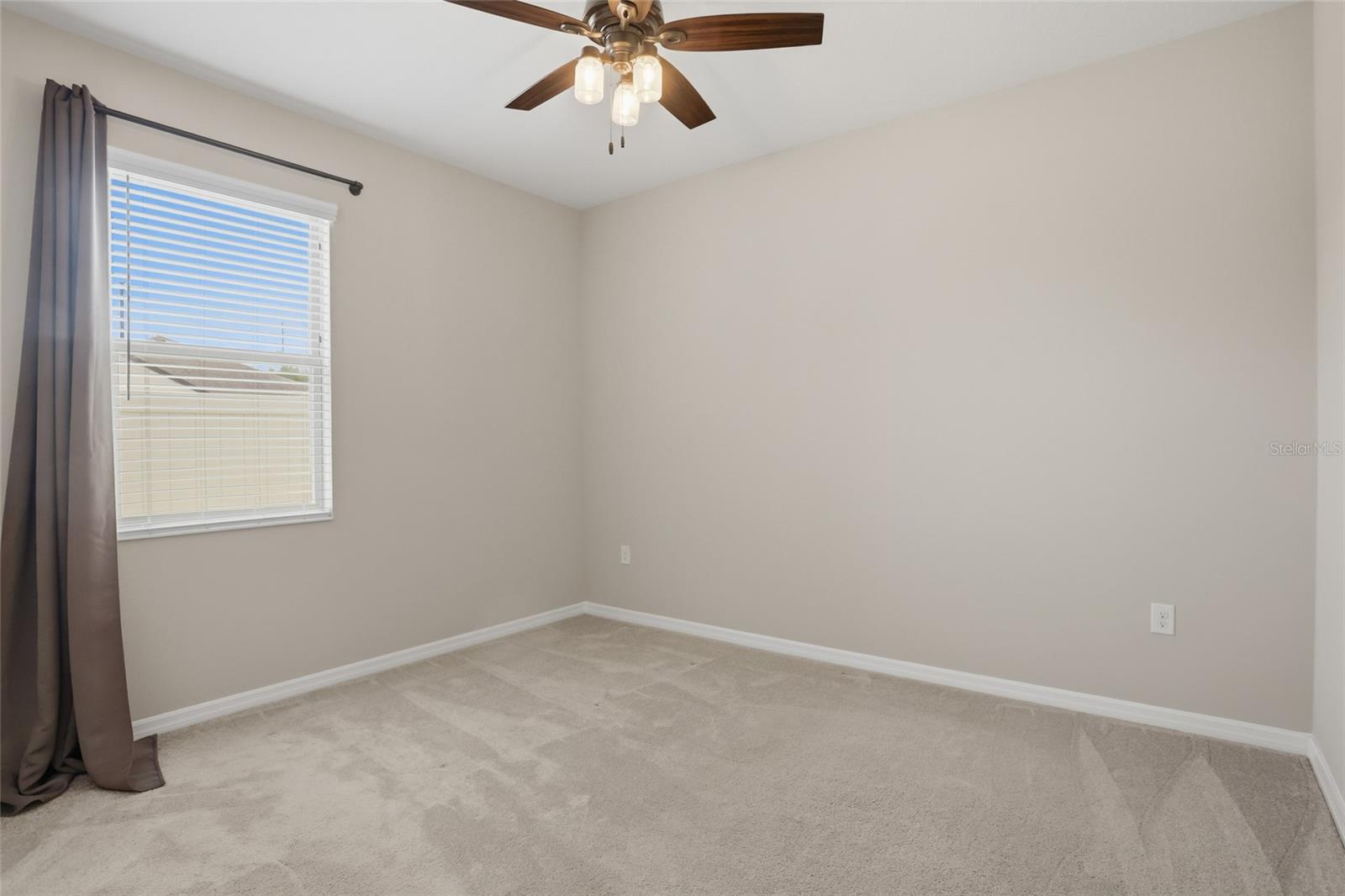 BAY MEADOW FARMS - Residential