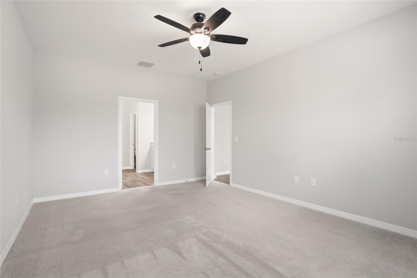 BAY MEADOW FARMS - Residential