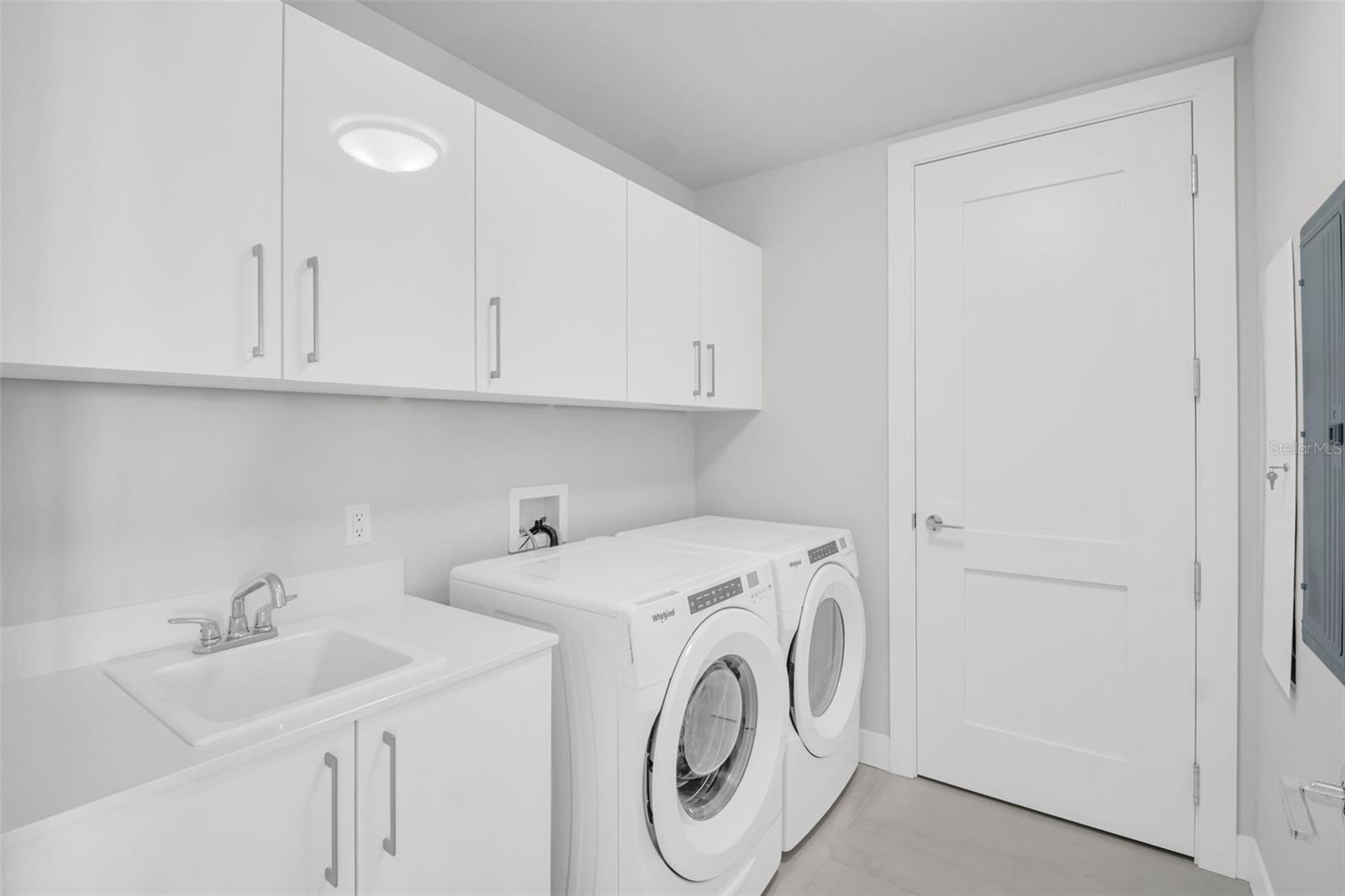 SALTAIRE CONDO - Residential