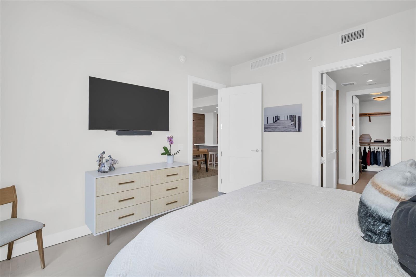 SALTAIRE CONDO - Residential