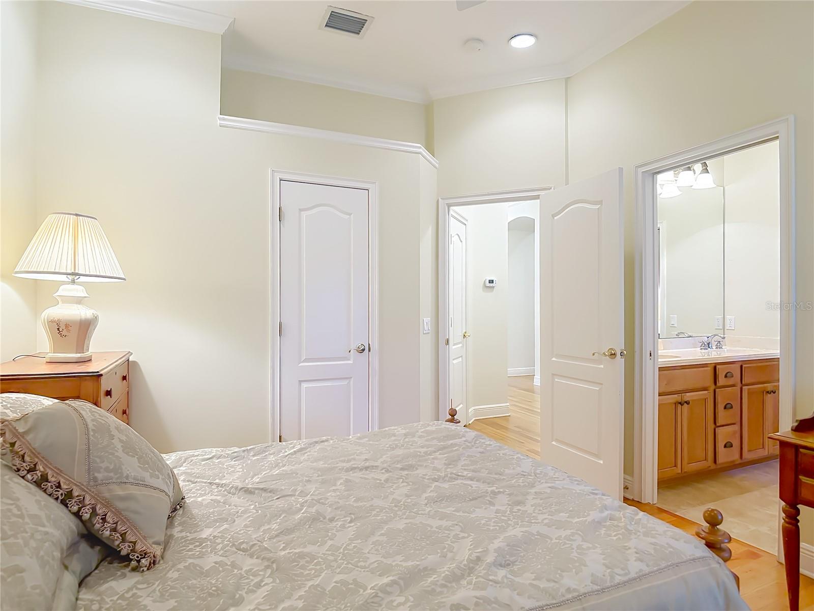 STONE ISLAND ESTATES UNIT 04 & 06 - Residential