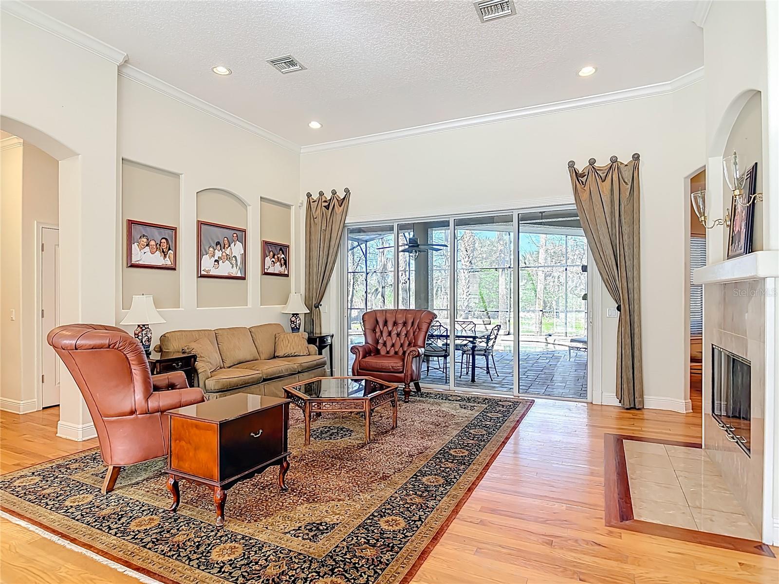 STONE ISLAND ESTATES UNIT 04 & 06 - Residential