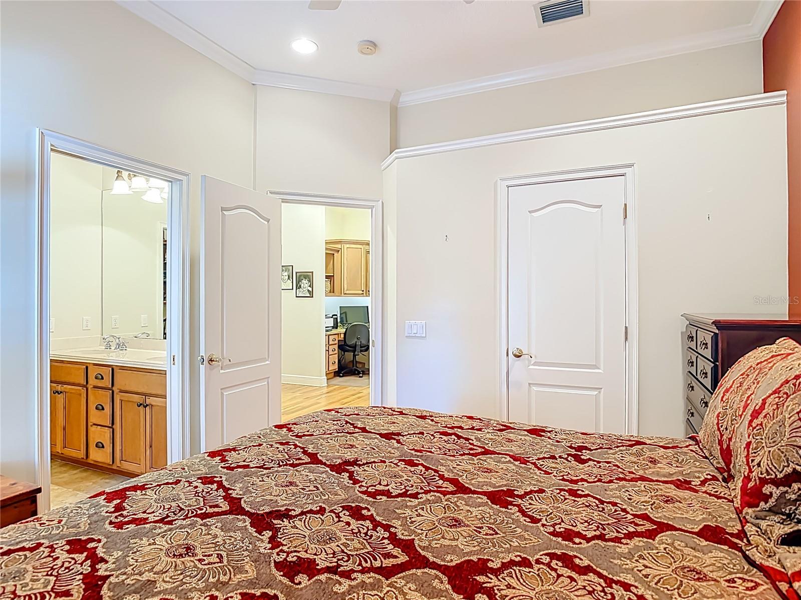 STONE ISLAND ESTATES UNIT 04 & 06 - Residential