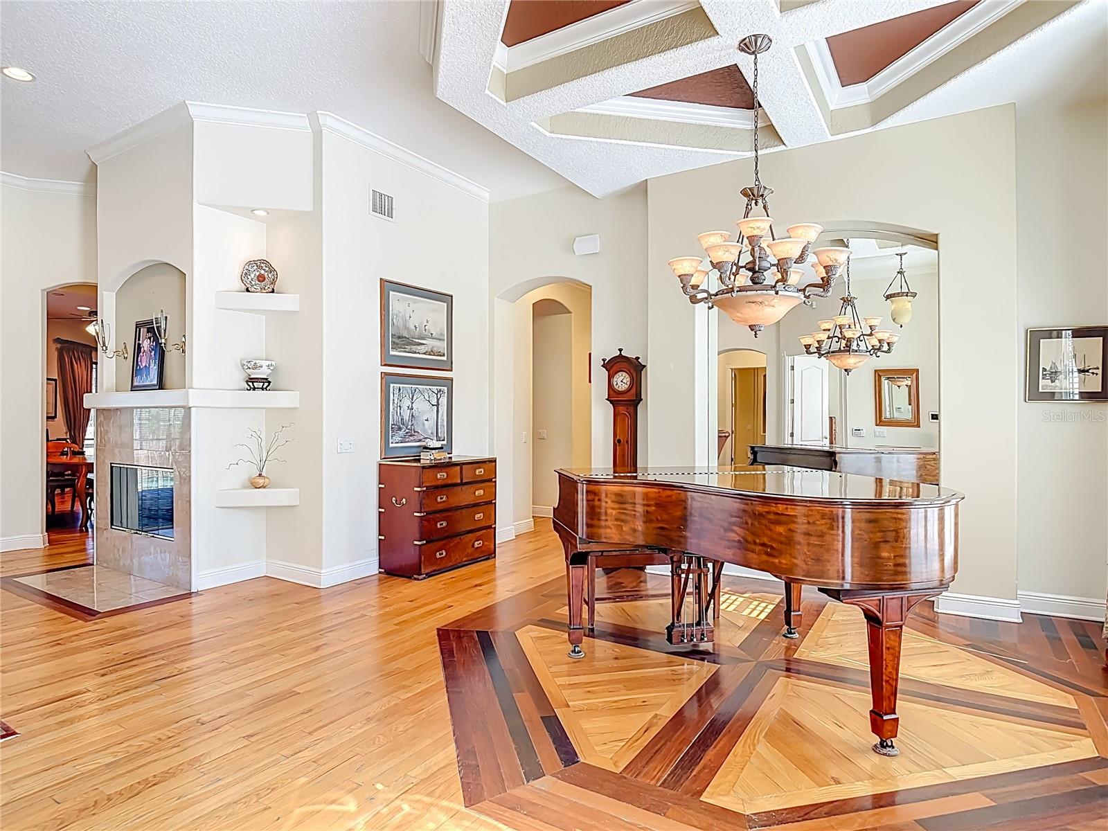 STONE ISLAND ESTATES UNIT 04 & 06 - Residential