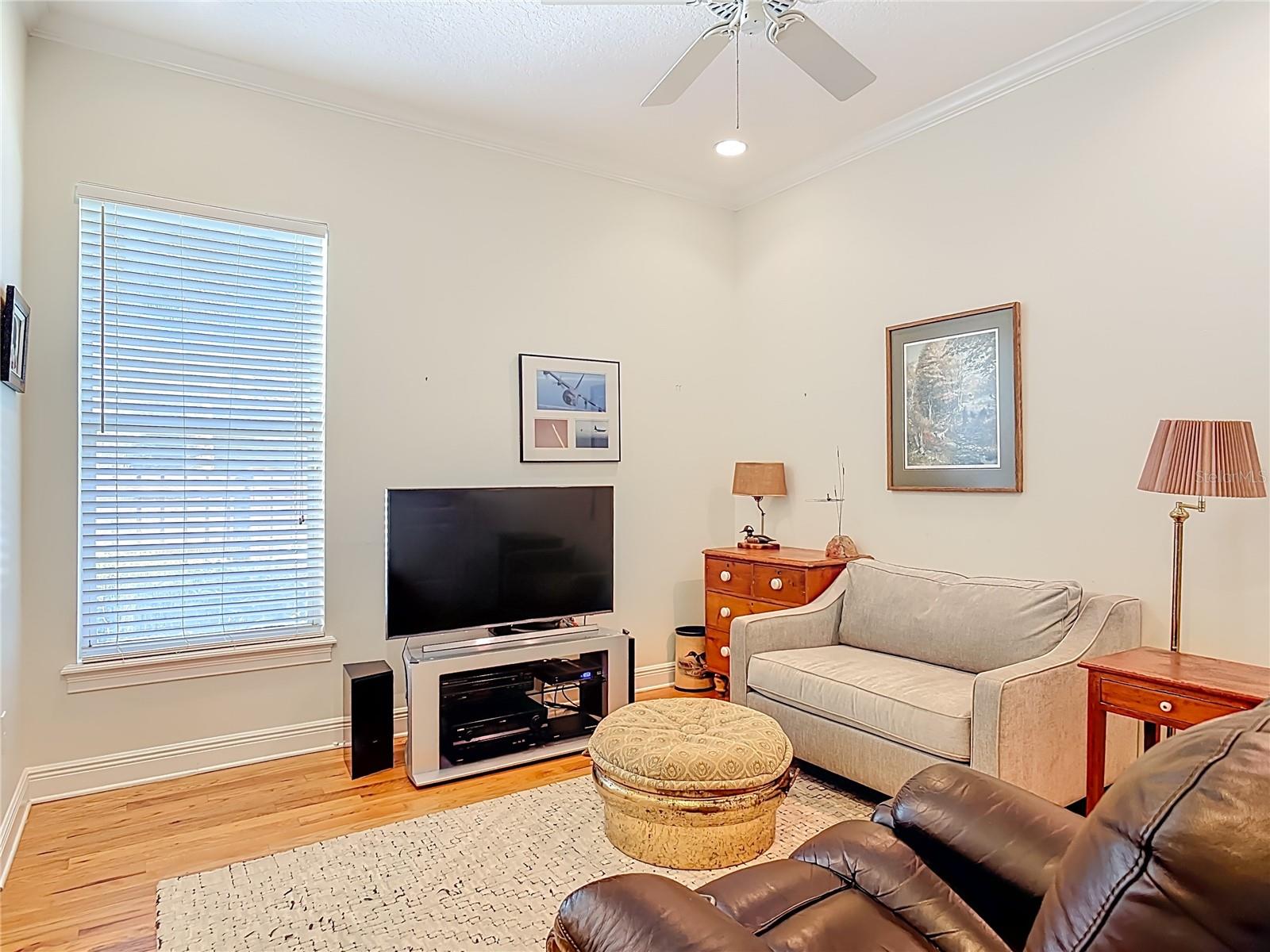 STONE ISLAND ESTATES UNIT 04 & 06 - Residential