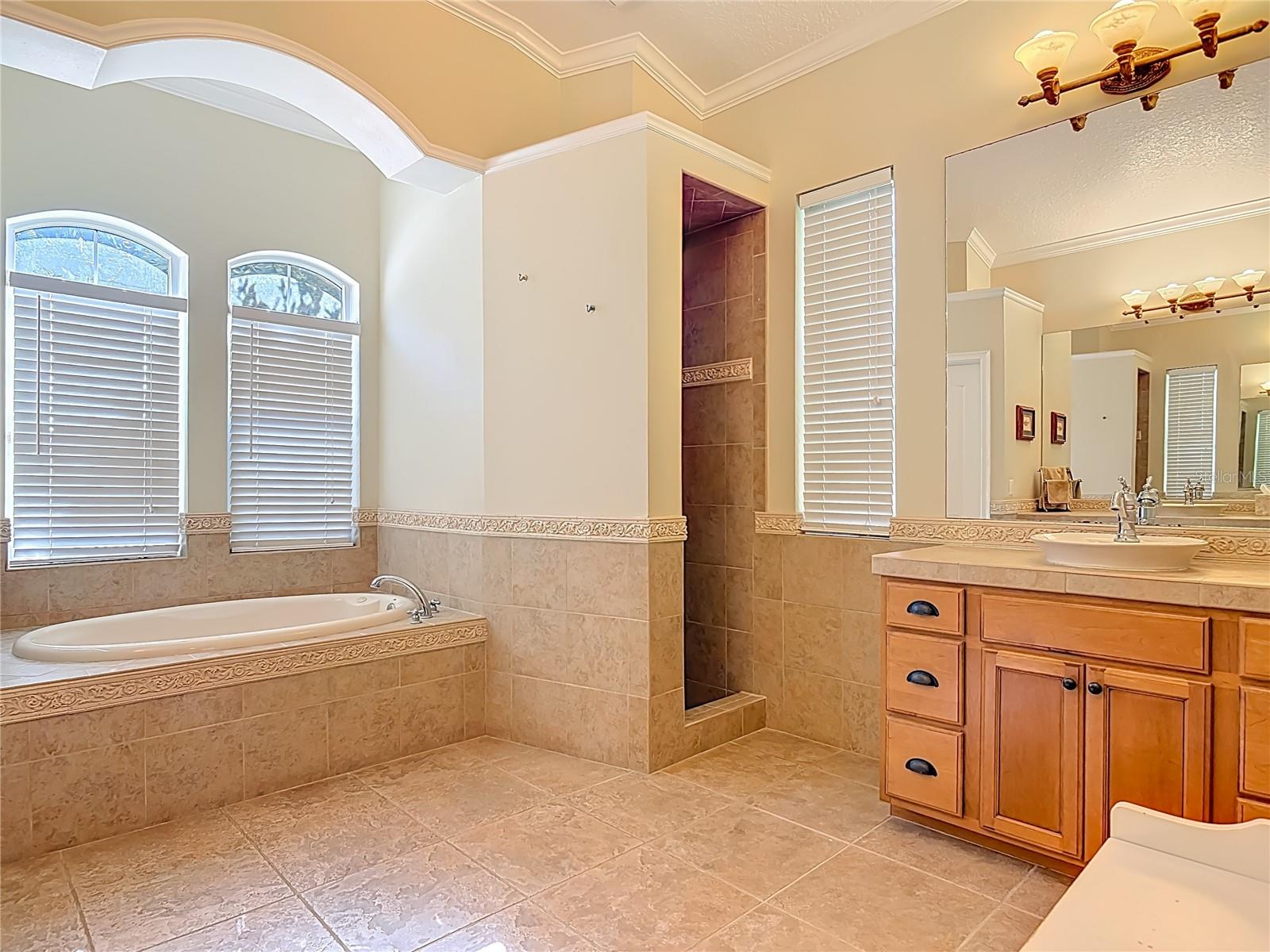 STONE ISLAND ESTATES UNIT 04 & 06 - Residential