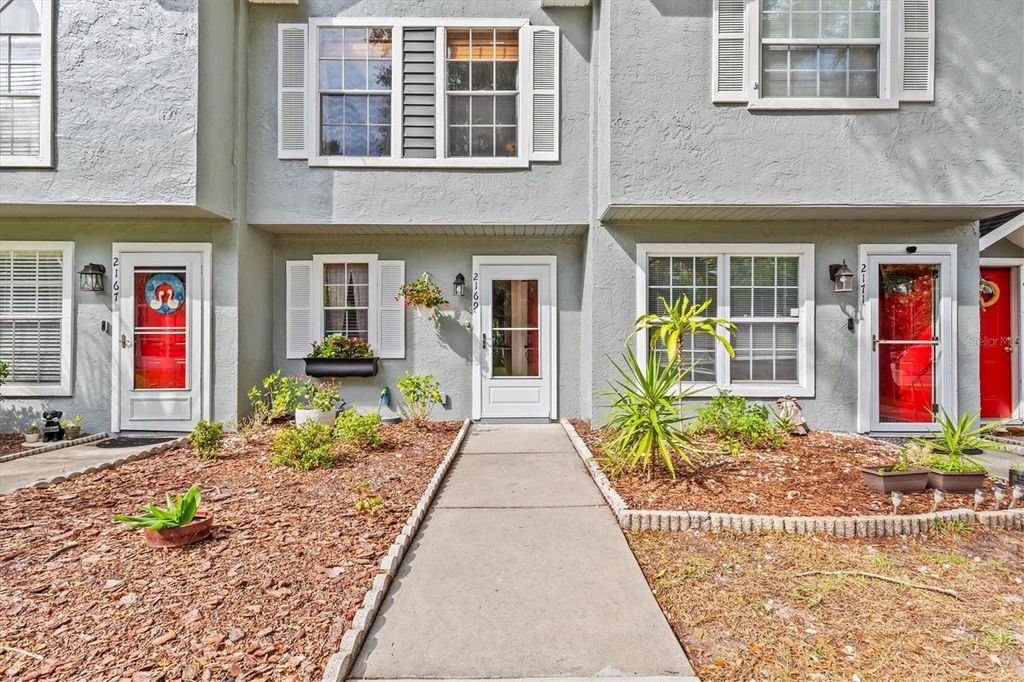Photo of 2169 Fox Chase Boulevard, Palm Harbor, FL 34683 (MLS # TB8508995)