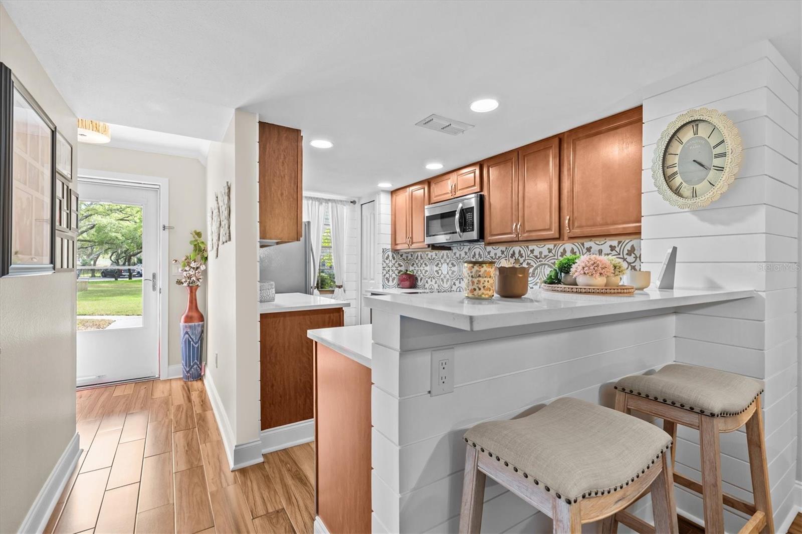 FOX CHASE TWNHMS - Residential