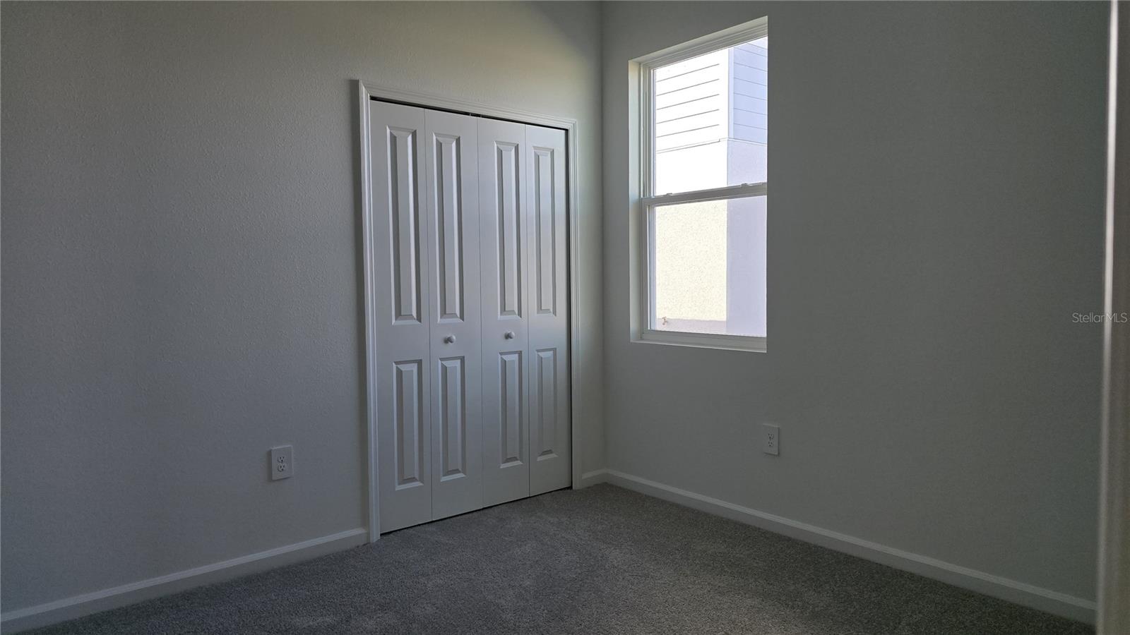 CROSSWINDS 50'S - Residential Lease