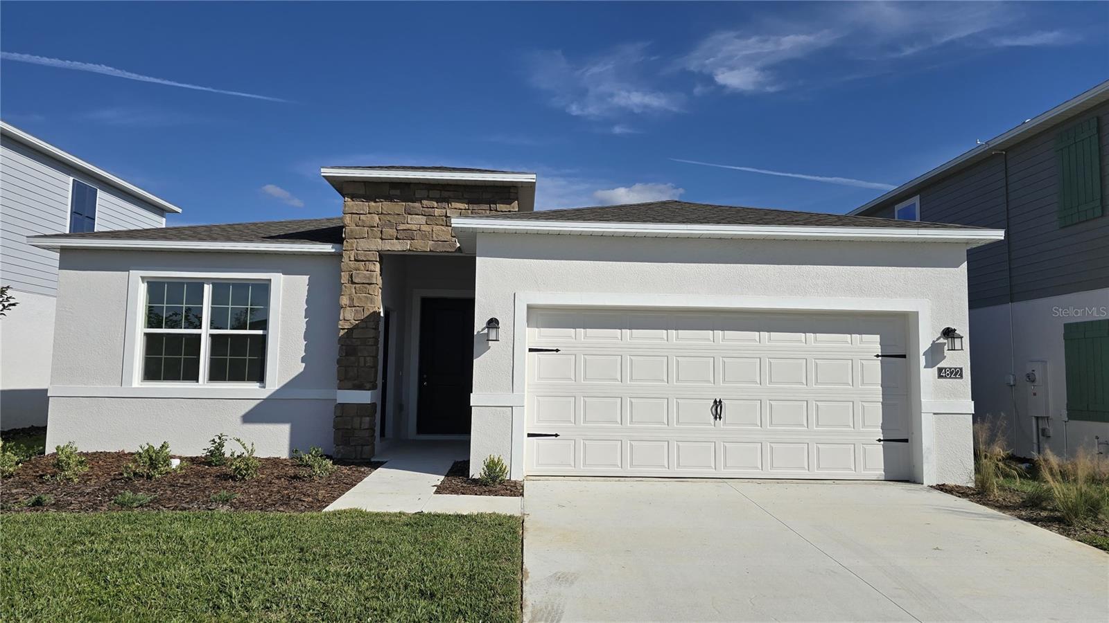 CROSSWINDS 50'S - Residential Lease