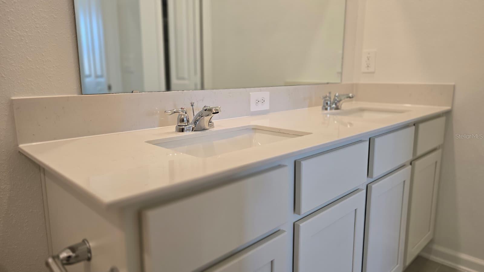 CROSSWINDS 50'S - Residential Lease