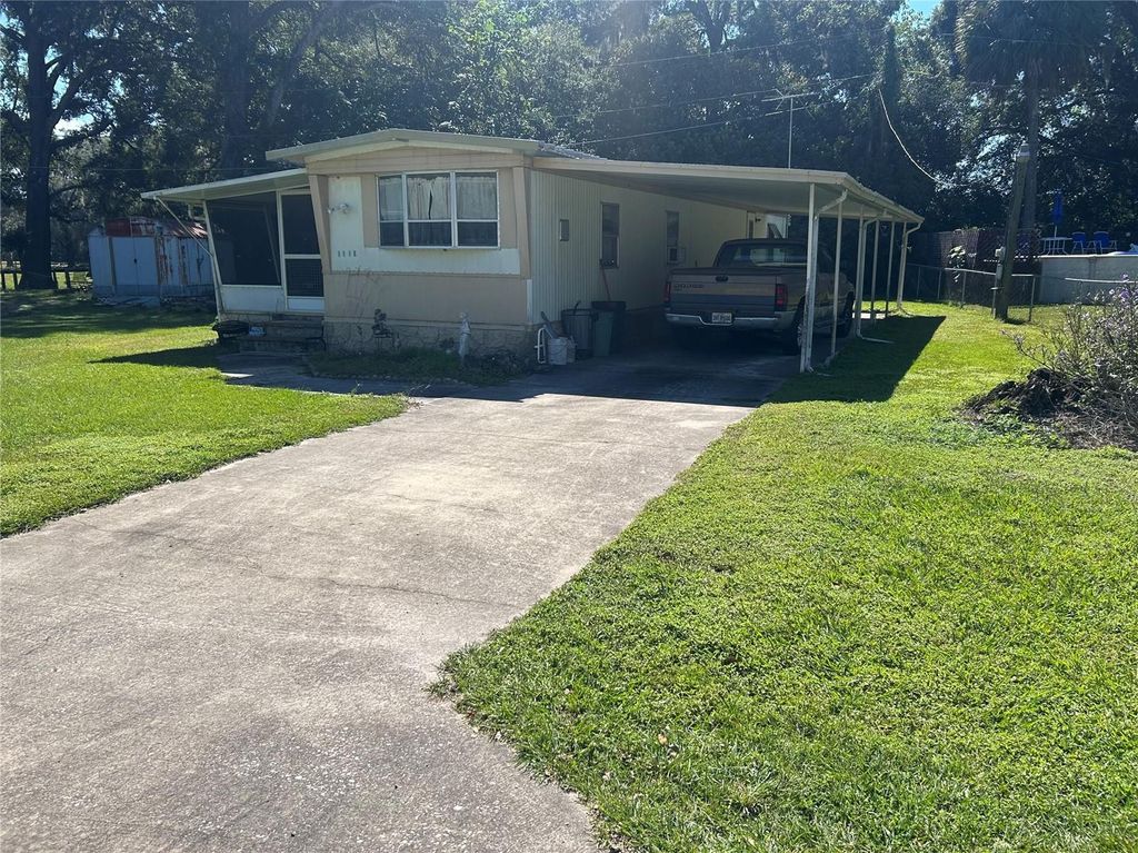Photo of 1110 NW 42nd Lane, Ocala, FL 34475 (MLS # OM711192)