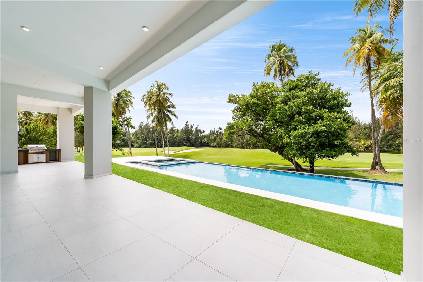 ATLANTIC DRIVE ESTATES - Residential