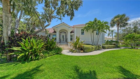 A home in LONGBOAT KEY