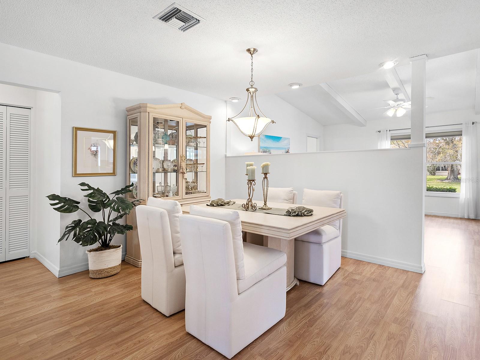 4266 OAKHURST CIRCLE E 3060