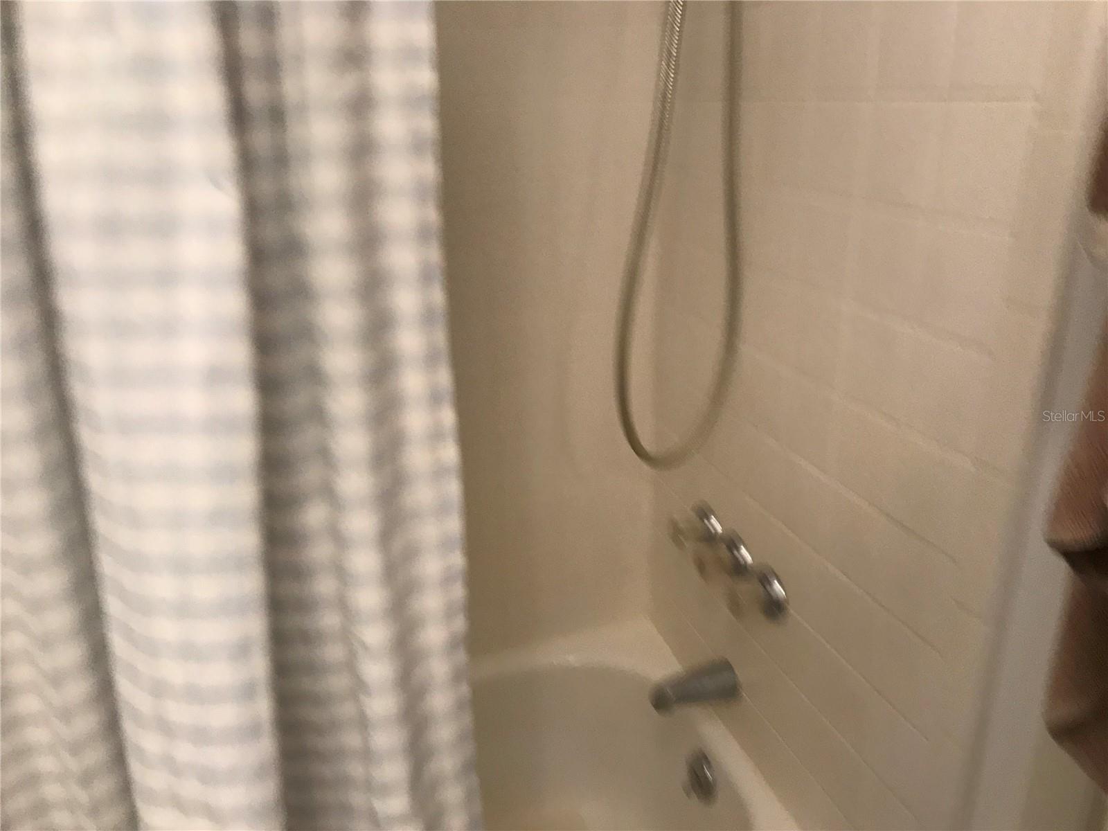 LEEAIRE ESTATES - Residential