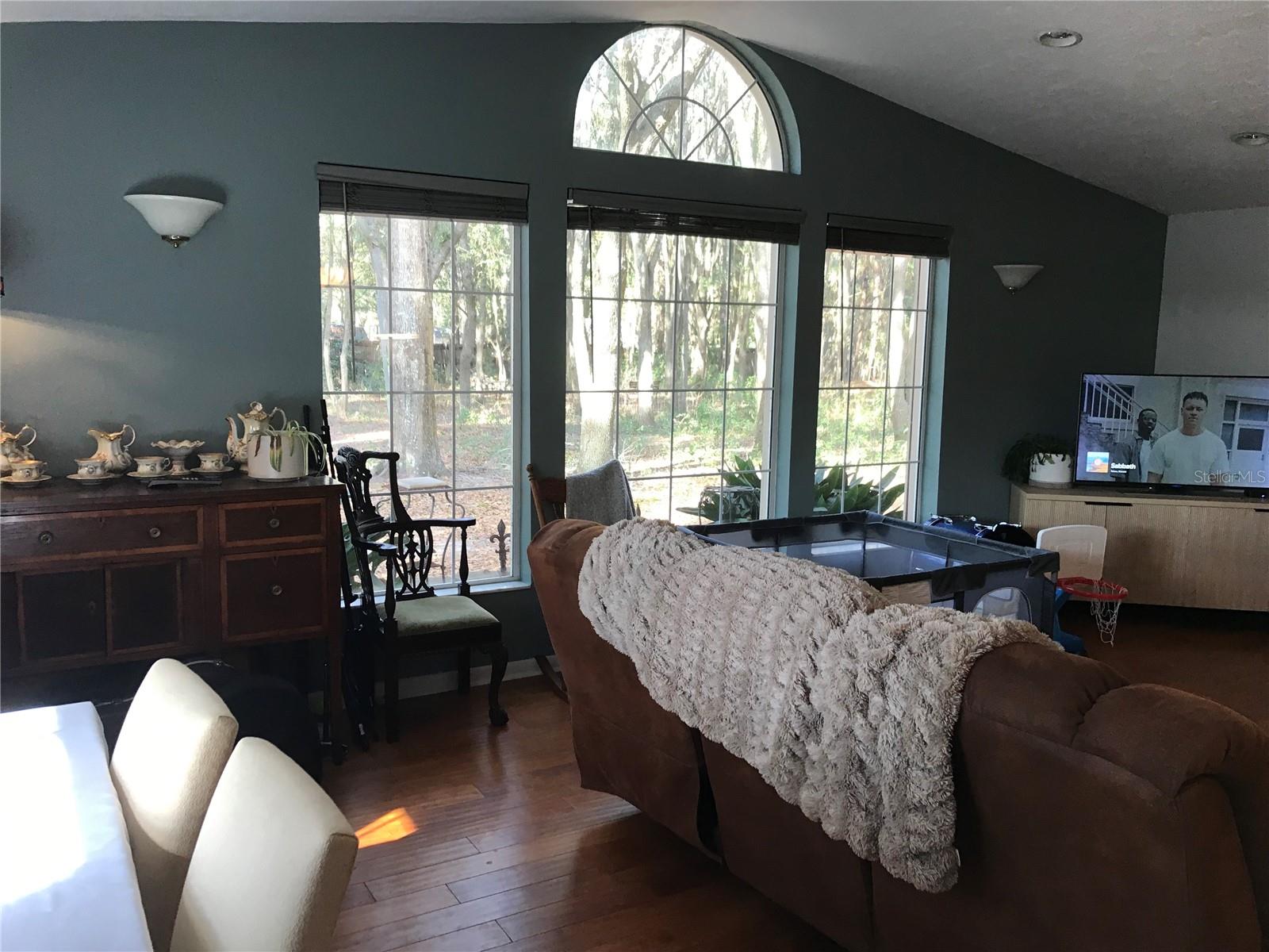 LEEAIRE ESTATES - Residential