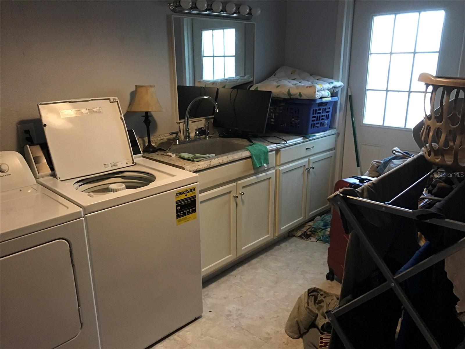 LEEAIRE ESTATES - Residential