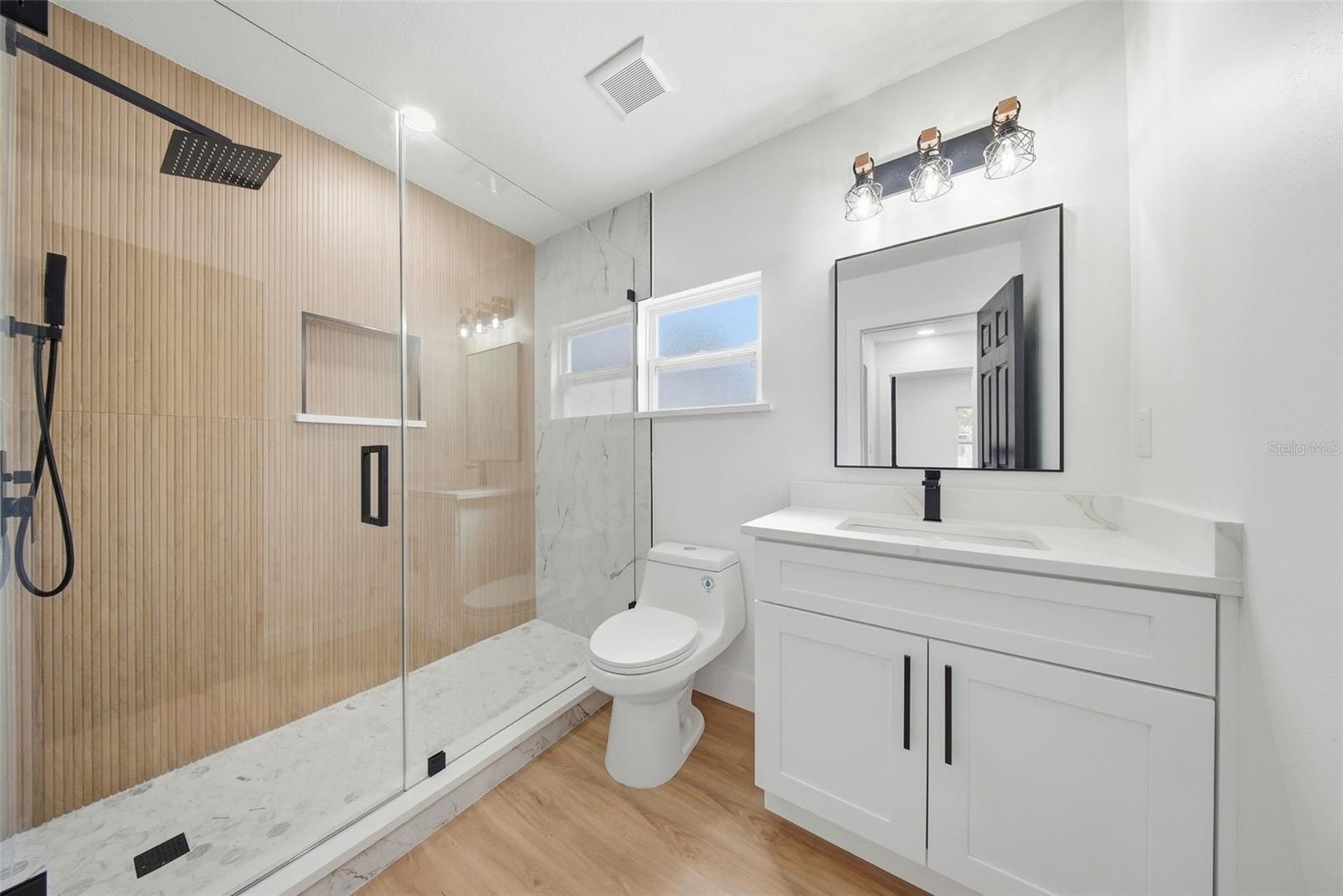 LELLMAN HEIGHTS 3RD SEC - Residential