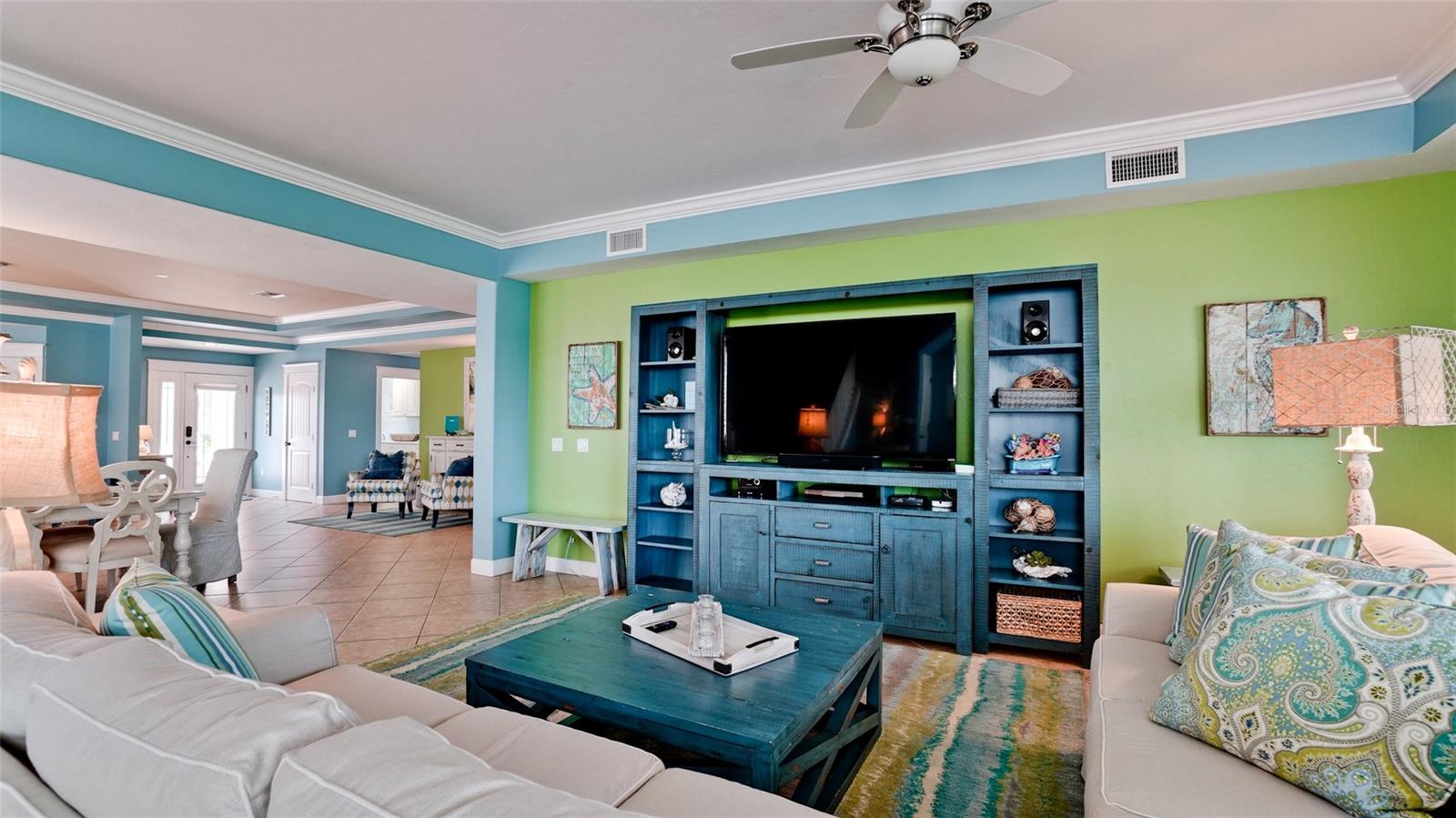 LARDAS UNIT THREE - Residential