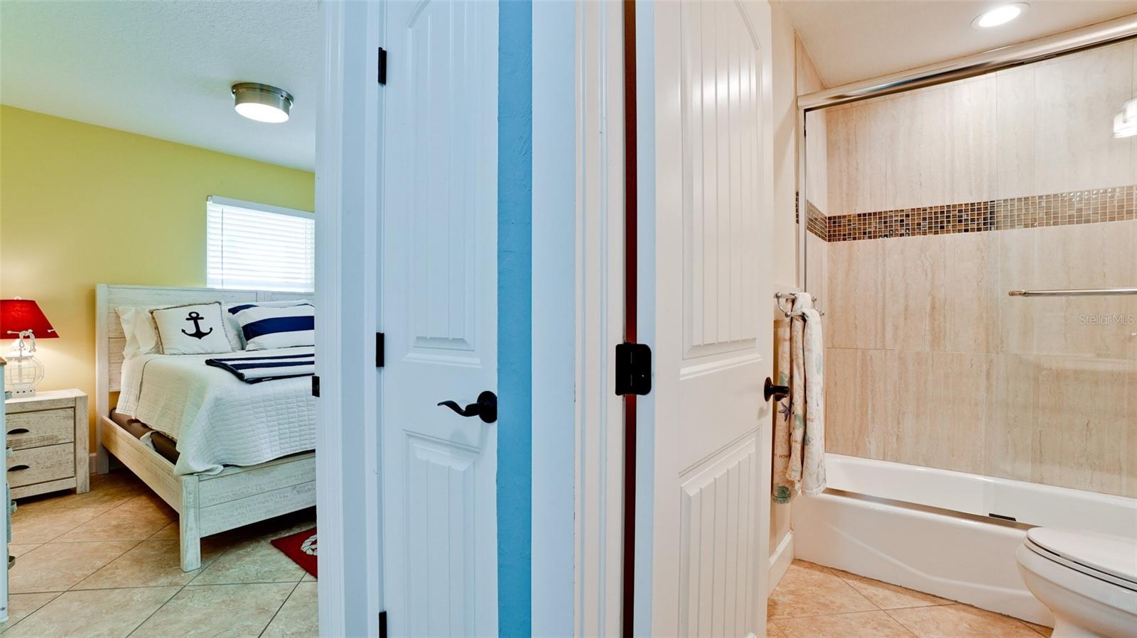 LARDAS UNIT THREE - Residential