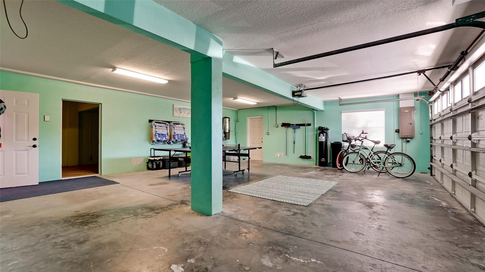 LARDAS UNIT THREE - Residential