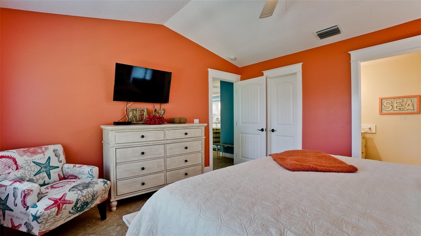 LARDAS UNIT THREE - Residential