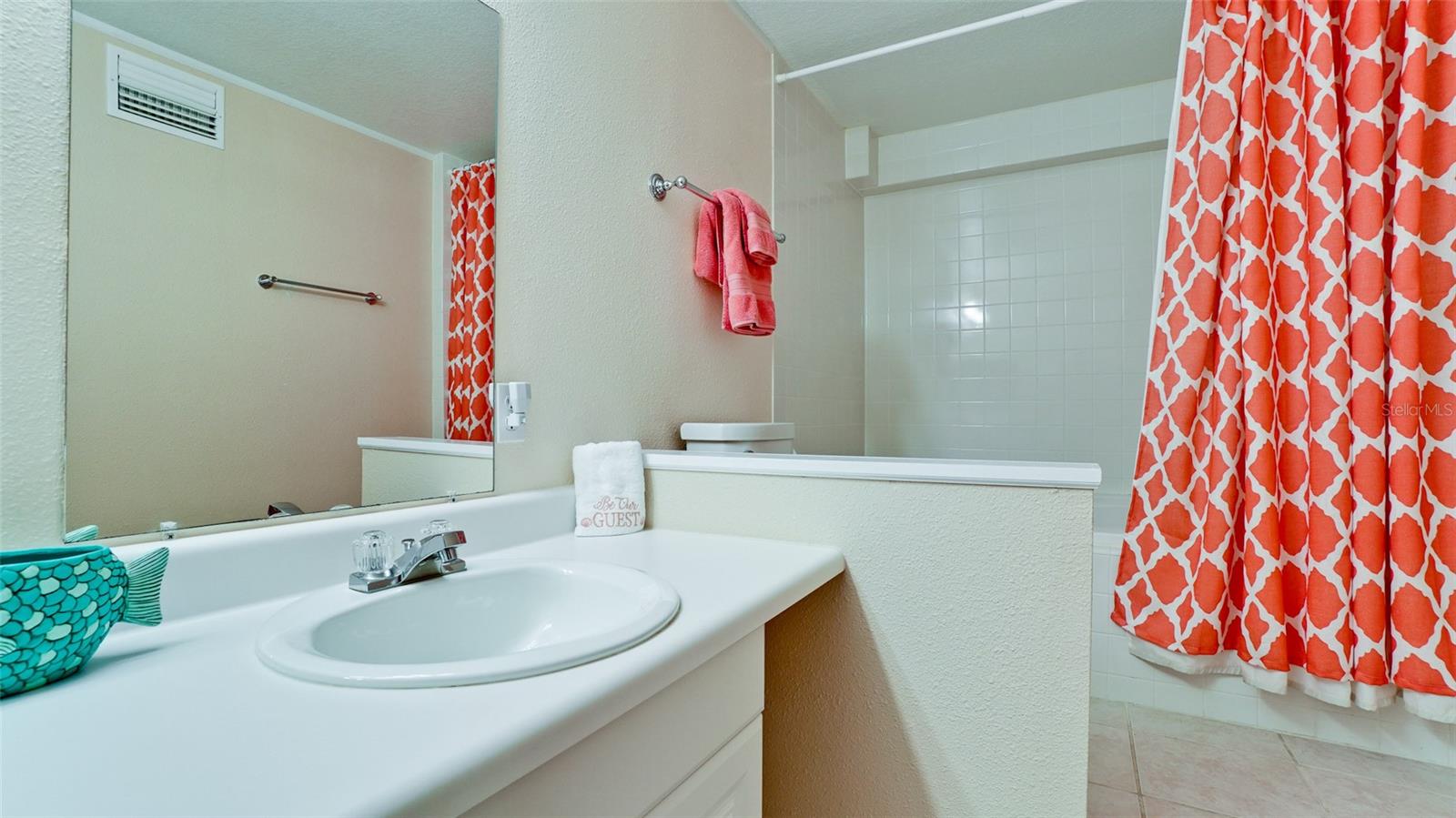 LARDAS UNIT THREE - Residential