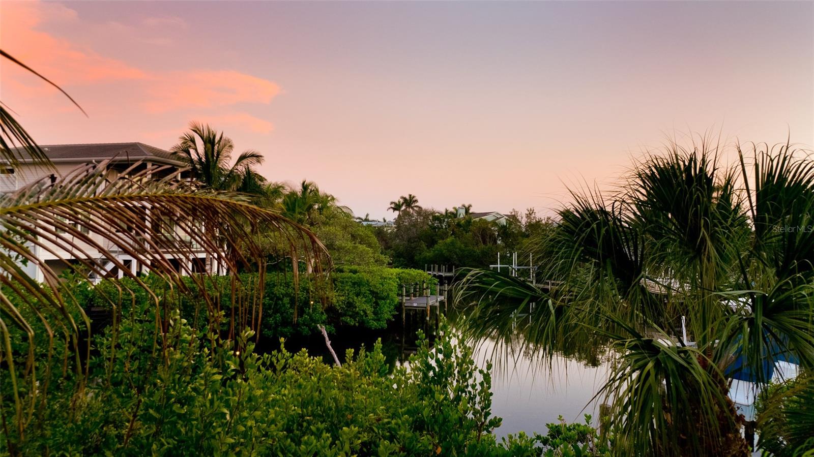 LARDAS UNIT THREE - Residential