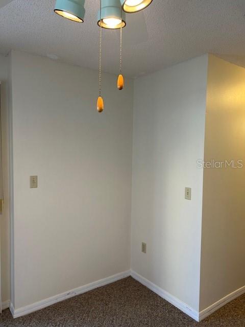 VILLAS/BELLEVIEW - Residential Lease