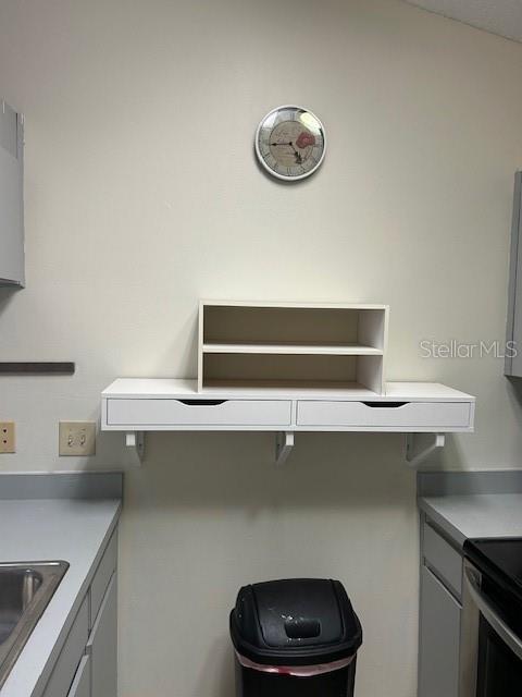 VILLAS/BELLEVIEW - Residential Lease