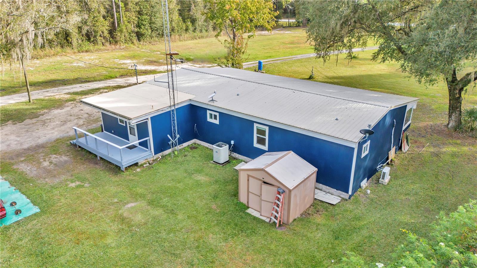 NON SUBDIVISION ACREAGE - Residential