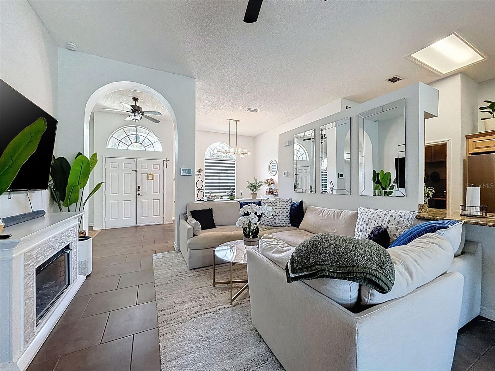 FIELDSTONE VILLAGE AT WOODFIELD - Residential