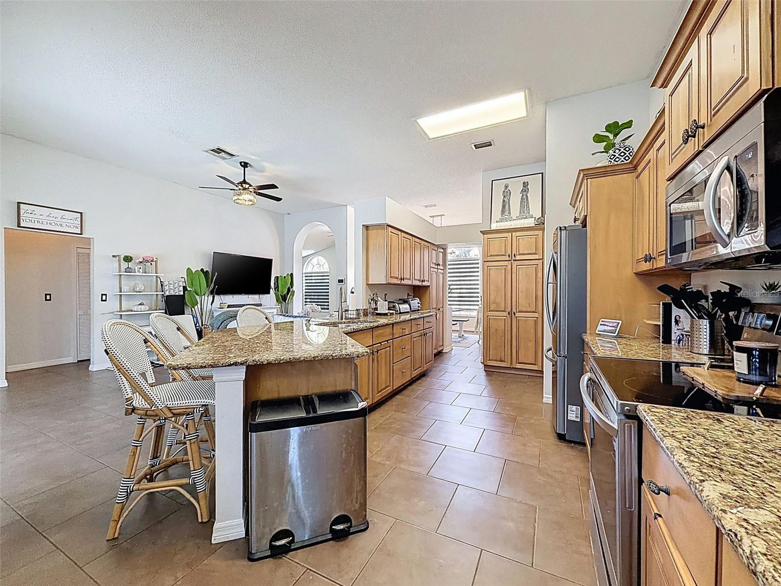 FIELDSTONE VILLAGE AT WOODFIELD - Residential