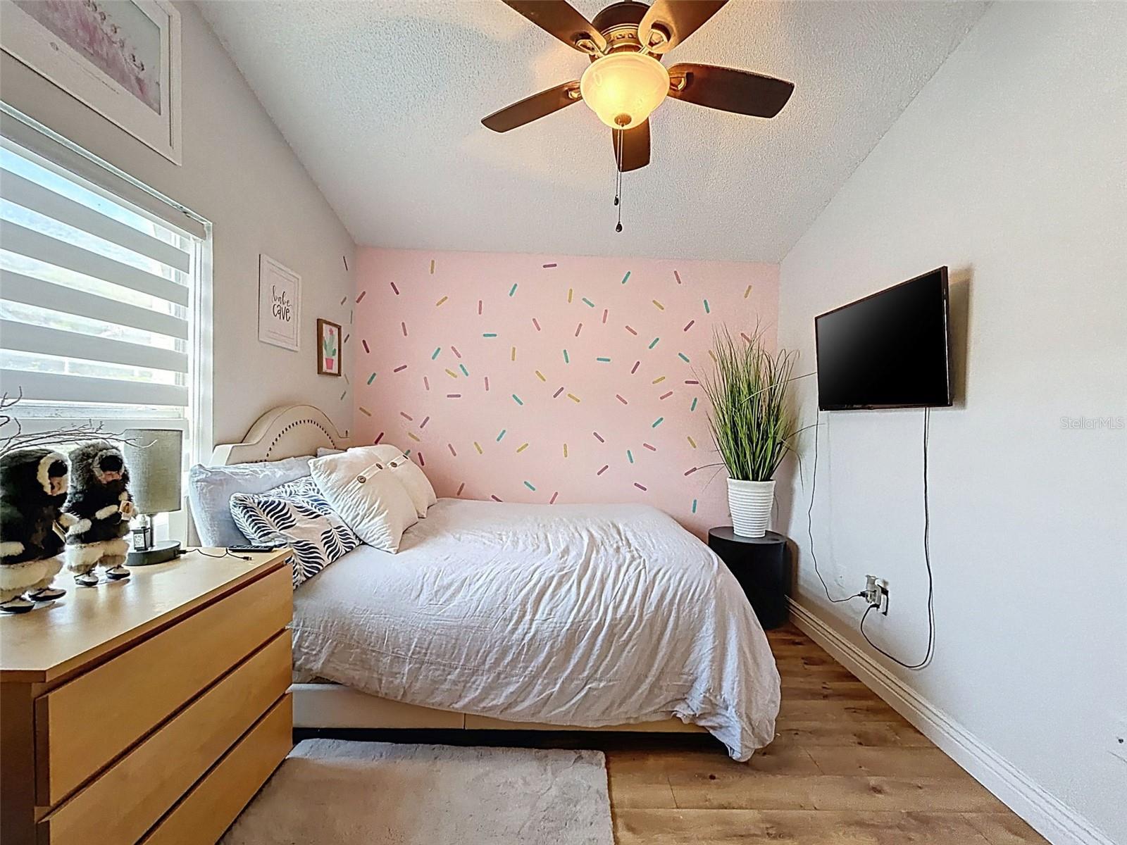 FIELDSTONE VILLAGE AT WOODFIELD - Residential