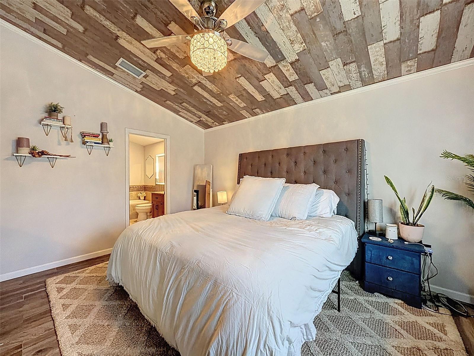 FIELDSTONE VILLAGE AT WOODFIELD - Residential